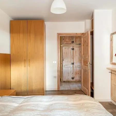 Exceptional In 65 M² With Parking Included