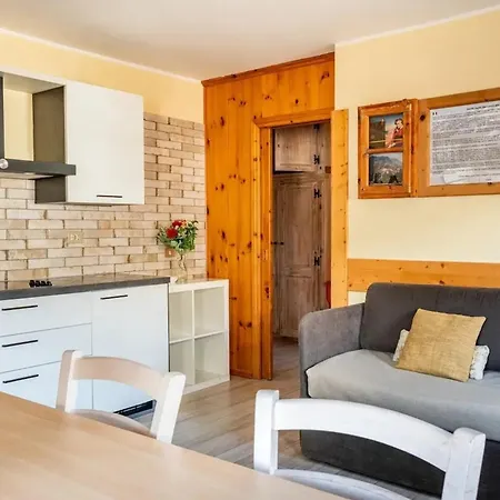 Апартаменты Exceptional In 65 M² With Parking Included *