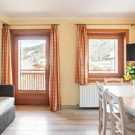 Exceptional In 65 M² With Parking Included *